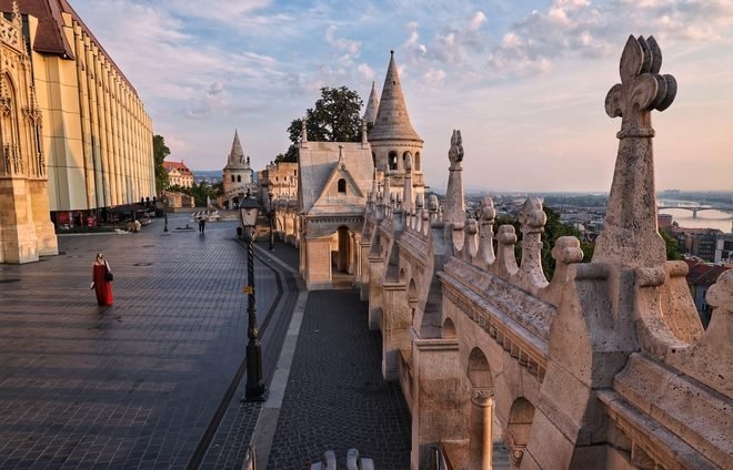 Enjoy a panoramic view of Budapest from the Fisherman’s Bastion lookout.